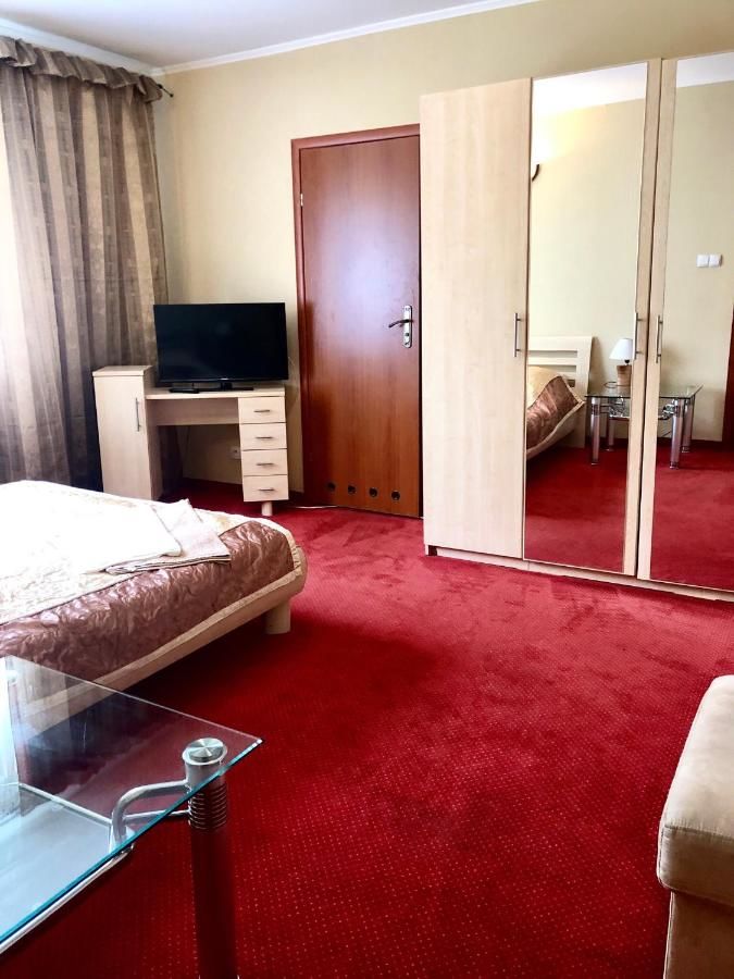 Отели типа «постель и завтрак» Pensjonat Rezydent Ольштын