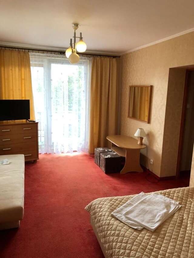 Отели типа «постель и завтрак» Pensjonat Rezydent Ольштын-36